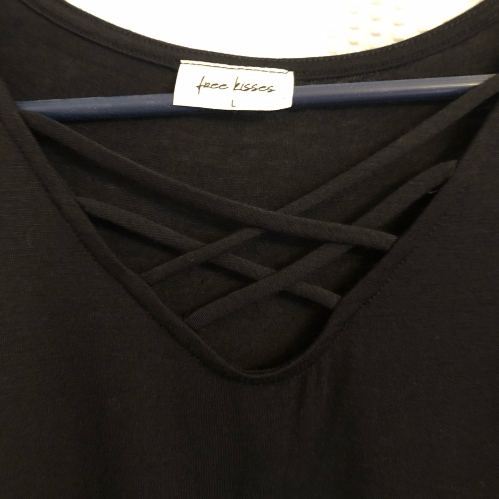 Soft Cotton Cold Shoulder T w/ Detailed Neckline